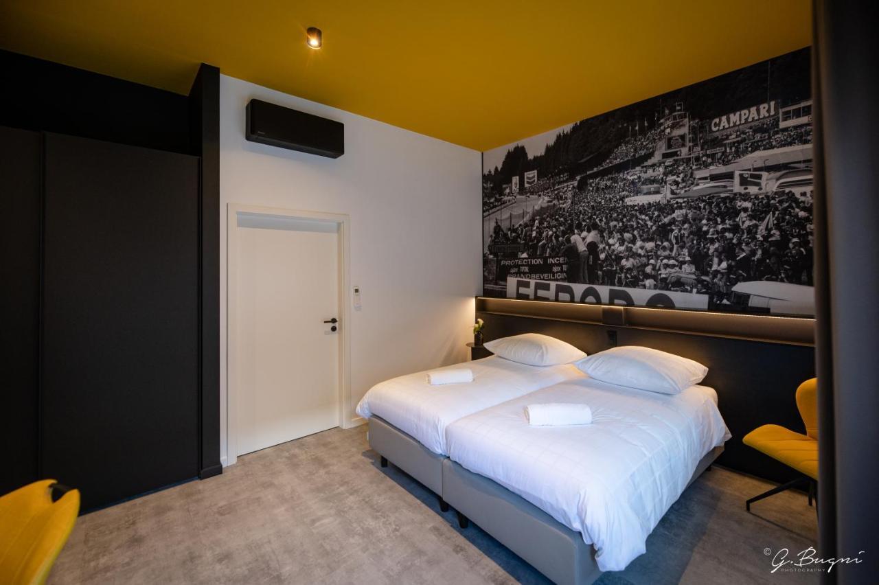 Les Thermes De Spa By La Cour De La Reine Hotel, Suites & Acces Gratuit Au Centre Thermal Exterior foto