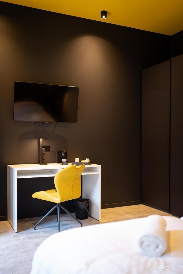 Les Thermes De Spa By La Cour De La Reine Hotel, Suites & Acces Gratuit Au Centre Thermal Exterior foto