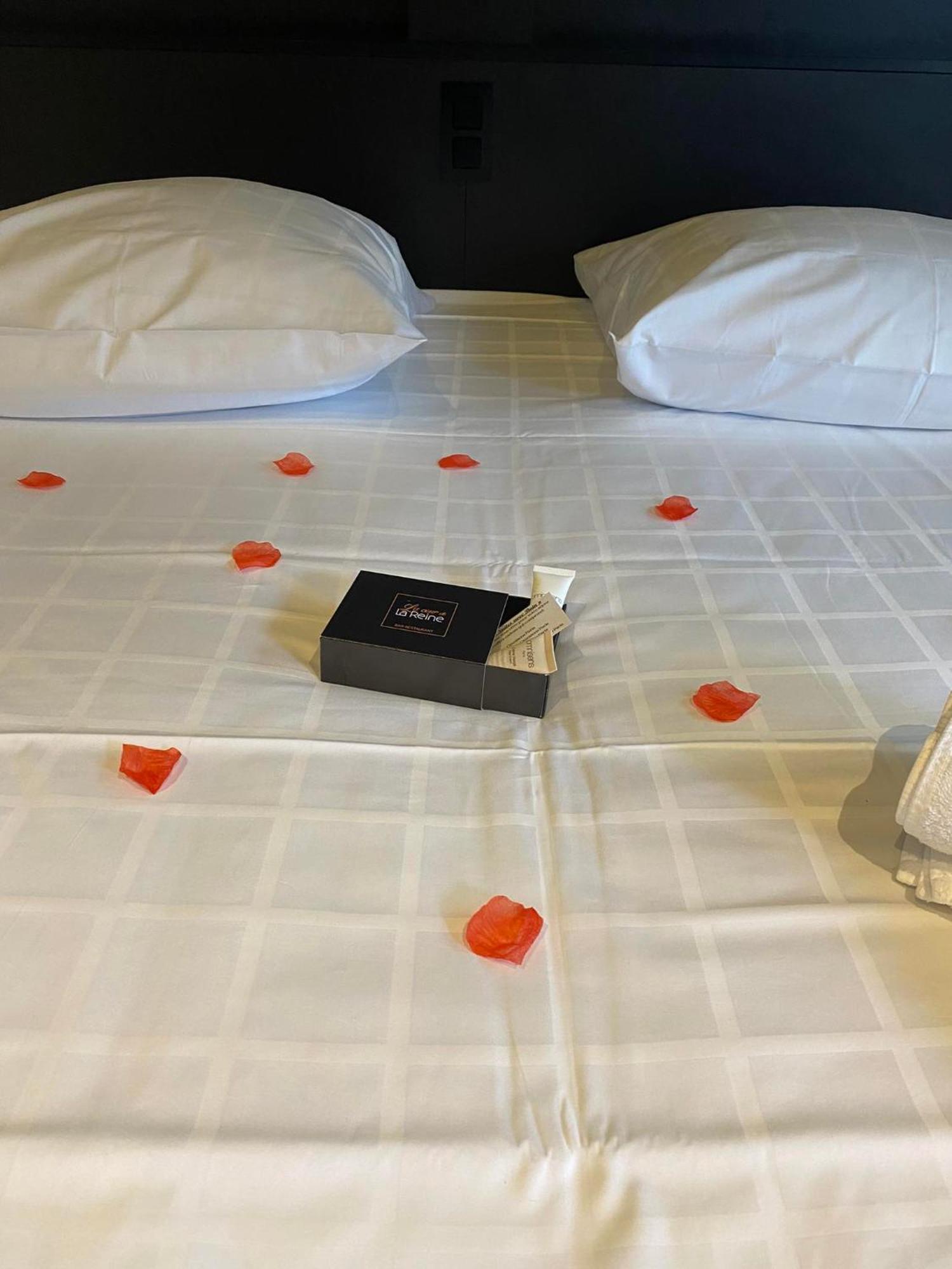 Les Thermes De Spa By La Cour De La Reine Hotel, Suites & Acces Gratuit Au Centre Thermal Exterior foto